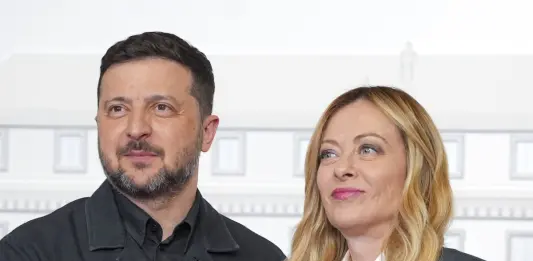 Ucraina, Meloni incontra Zelensky “Impegno al fianco di Kiev per una pace giusta”