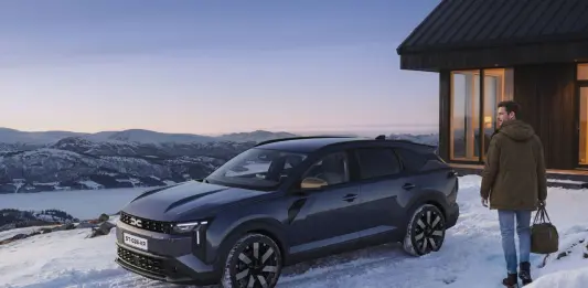 Nuovo Dacia Striker, il crossover che unisce SUV e station wagon