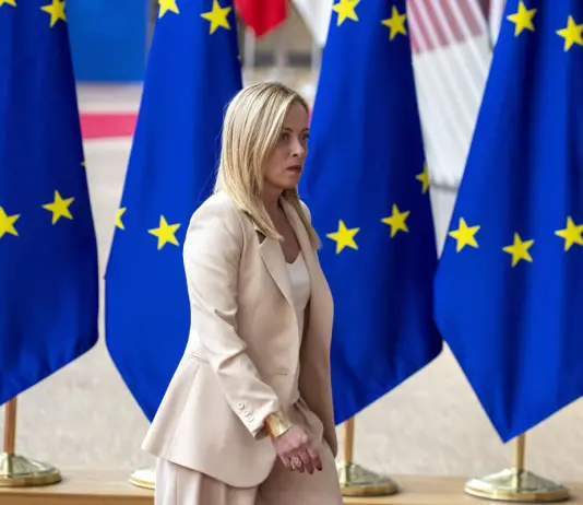 Migranti, Meloni “Con proposta sanzioni a trafficanti Ue va in direzione giusta”