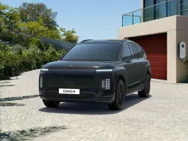 Hyundai aggiorna Ioniq 9, arriva il nuovo allestimento Calligraphy Black Ink
