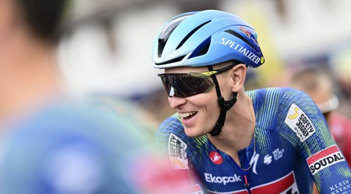 Volata vincente per Merlier nella 7^ tappa del Tour, Pogacar resta in giallo