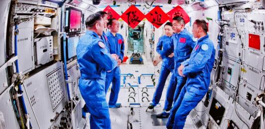 Cina, nuovi esperimenti scientifici per la stazione spaziale Shenzou-23