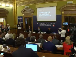 Al Masaf la Cabina di regia sui controlli dell’agroalimentare, Lollobrigida: “Tolleranza zero per chi non rispetta le regole”