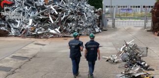 Traffico di rifiuti verso il Pakistan, sequestri e perquisizioni nel bresciano