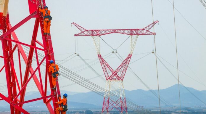 Cina, consumo di elettricità +5,3% nel primo semestre 2026. Trainano hi-tech e IA