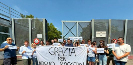 Salvini incontra Roggero in carcere “Sarei orgoglioso di poterlo candidare”