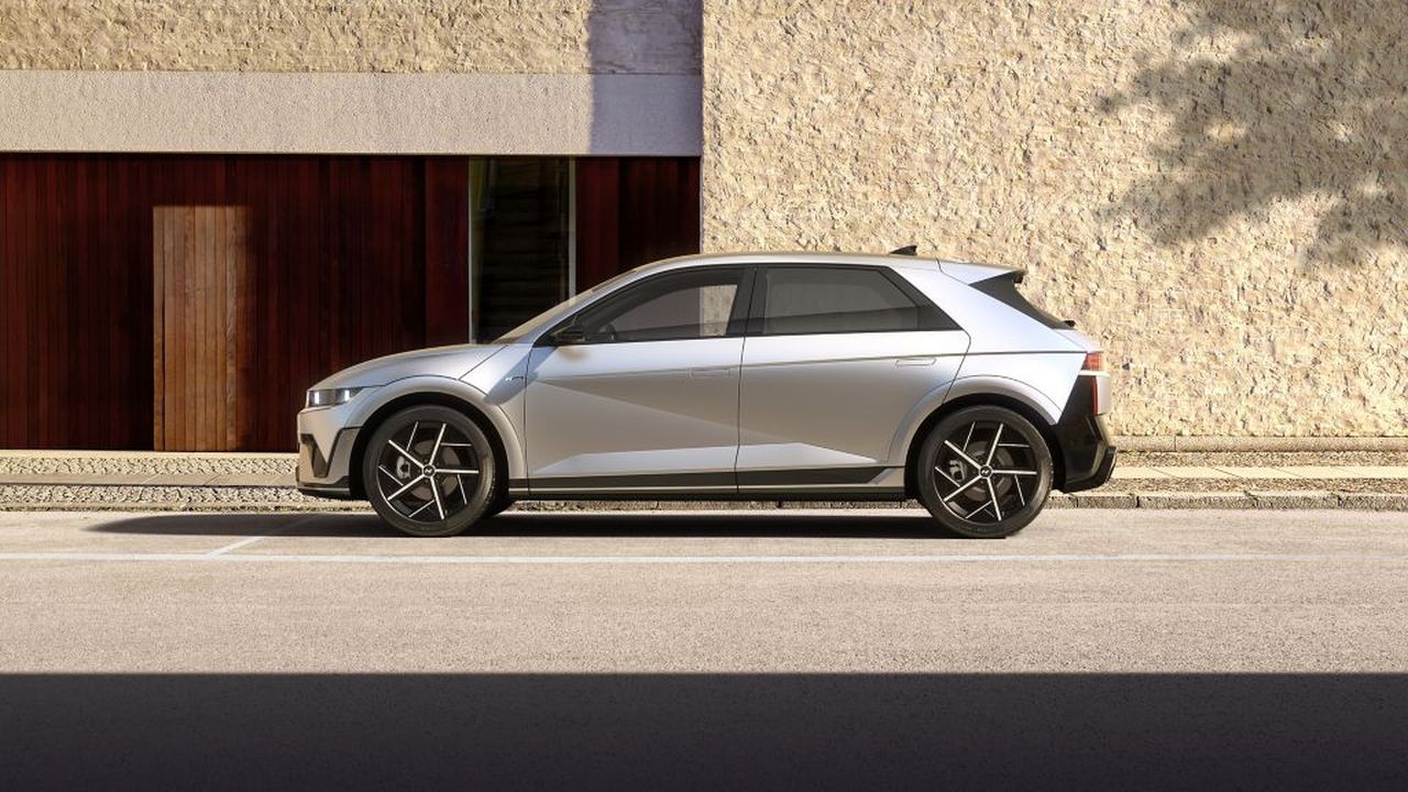 Hyundai Ioniq 5 Model Year27, la gamma si rinnova: più tecnologia Hyundai Ioniq 5 Model Year27, la gamma si rinnova: più tecnologia