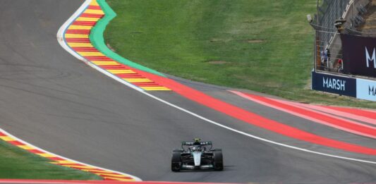 Antonelli in pole a Spa davanti a Verstappen, Leclerc in seconda fila