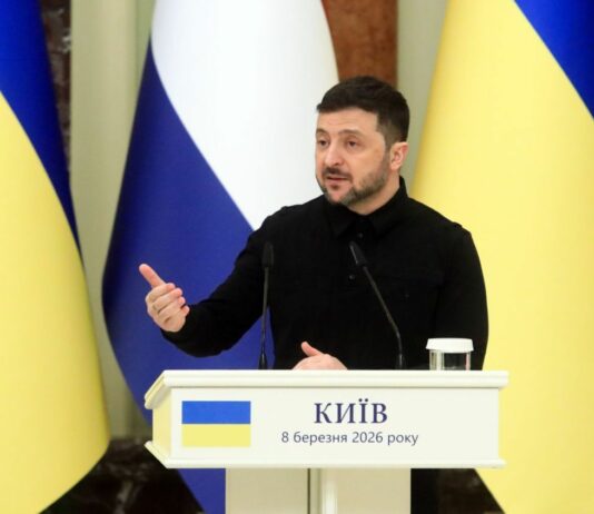 Ucraina, Zelensky”Giorni pieni di consultazioni,ascolto ciò che dicono le persone”