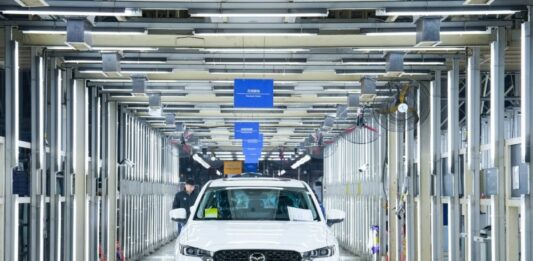 Cina, le attrezzature guidano la crescita dell’export nel primo semestre