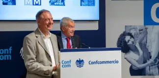 Rapporto Confcommercio, meno negozi ma imprese più forti. Rischio desertificazione nelle città