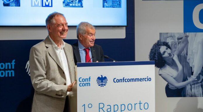 Confcom, meno negozi ma imprese più forti. Rischio desertificazione nelle città