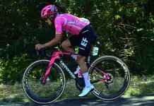 Al Tour Carapaz vince la 18^ tappa, Pogacar saldamente in maglia gialla