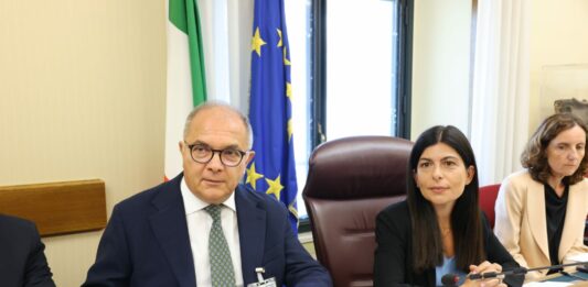 De Lucia “Cosa nostra cerca armi da guerra e droni lanciamine”