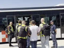Contrasto all’immigrazione clandestina, espulsi 23 egiziani