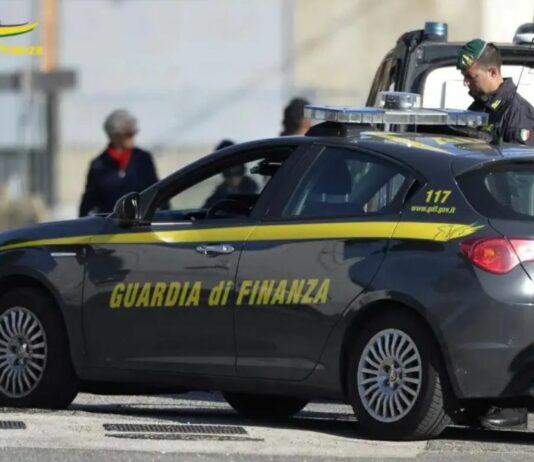 Furti d’auto e riciclaggio, 13 misure cautelari nel foggiano