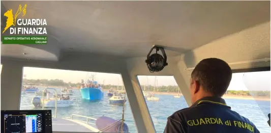 Latitante ricercato in Europa per furto d’auto e contrabbando arrestato ad Alghero su una moto d’acqua