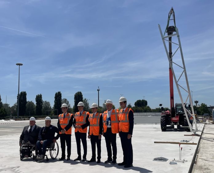 Pietra Ice Arena Milano