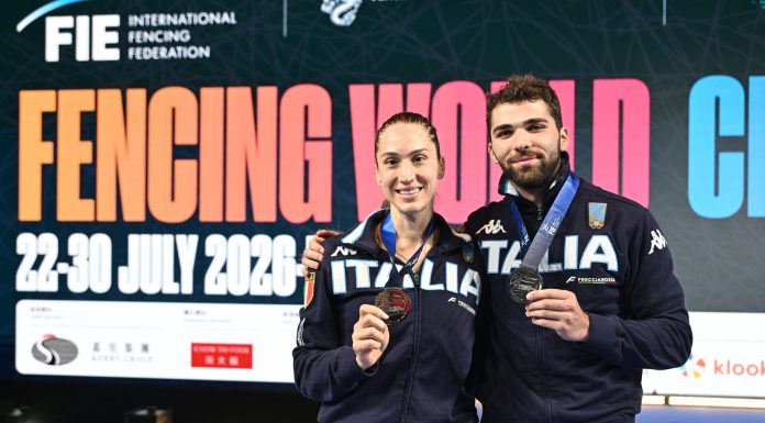 Ai Mondiali di Hong Kong 2026 brillano due argenti: Macchi nel fioretto e Rizzi nella spada