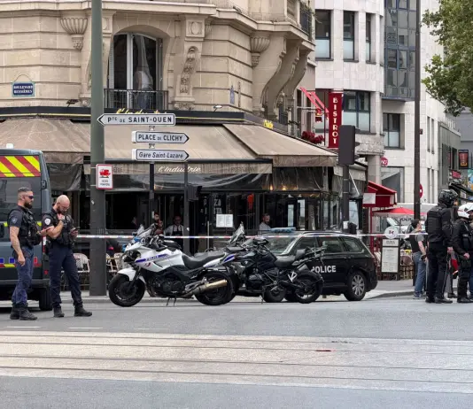 Parigi, tre feriti in un accoltellamento nei pressi di Place de Clichy: fermato un uomo