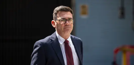Andy Burnham nominato leader del Labour, da lunedì sarà il nuovo premier del Regno Unito