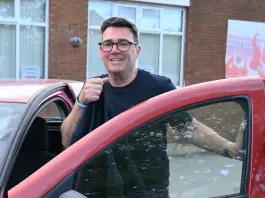 Andy Burnham nominato leader del Labour, da lunedì sarà il nuovo premier del Regno Unito