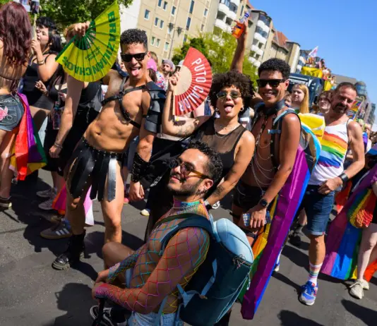 Furgone sulla folla durante Pride a Berlino, un morto e diversi feriti
