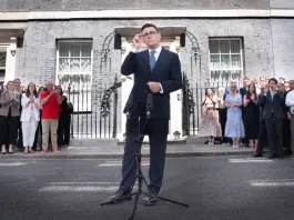 Regno Unito, Andy Burnham è il nuovo primo ministro: “Piano decennale entro fine anno”
