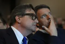Renzi “Centrosinistra unito per vincere, pronti ad accogliere Azione”. Calenda risponde: “Genuflesso per una poltrona, noi rimarremo dove siamo”