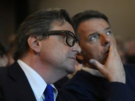 Renzi “Centrosinistra unito per vincere, pronti ad accogliere Azione”. Calenda risponde: “Genuflesso per una poltrona, noi rimarremo dove siamo”