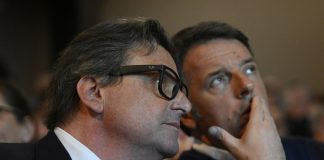 Renzi “Centrosinistra unito per vincere, pronti ad accogliere Azione”. Calenda risponde: “Genuflesso per una poltrona, noi rimarremo dove siamo”