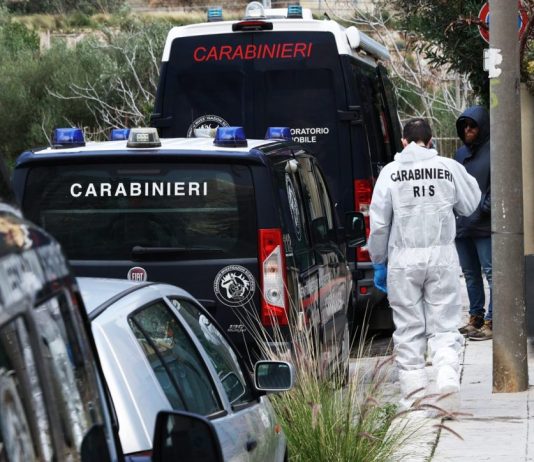 Palermo, 50enne ucciso a Sferracavallo durante una lite. Il cognato lo avrebbe schiacciato col suo peso