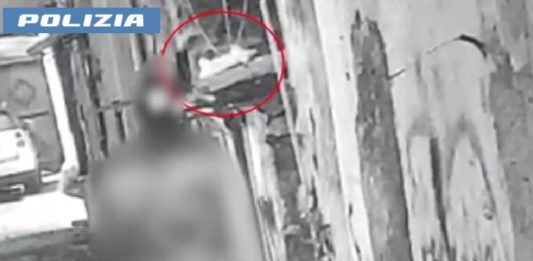 Catania, mitra sottratto dal carcere di Bicocca: quattro arresti / Video