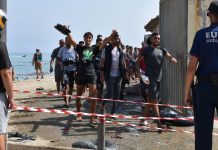 Emergenza migranti a Ceuta, fonti Palazzo Chigi: “Governo valuta la sospensione di Schengen con la Spagna”