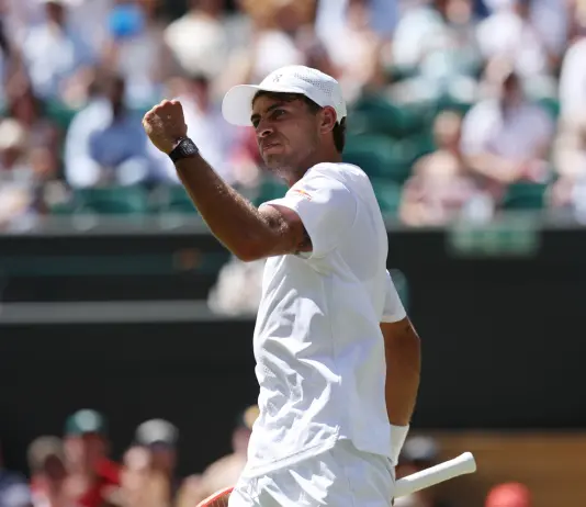 Wimbledon si tinge d’azzurro, Cobolli e Paolini volano ai quarti di finale