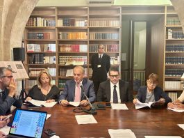 Presentato il bilancio annuale della commissione Antimafia dell’Ars, “Istituzioni fragili e clan forti”