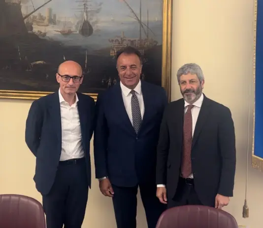 EAV, Fico e Casillo “Investimenti per 600 milioni e 160 nuovi treni”