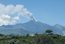 Eruzione dell’Etna, ancora interrotte le attività di volo all’aeroporto di Catania