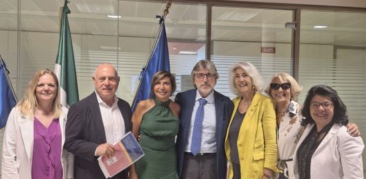Tumore al seno, Regione Calabria ed Europa Donna Italia insieme per screening e prevenzione