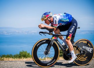 Evenepoel fa il bis al Tour e conquista la crono, Pogacar 2° e sempre in giallo