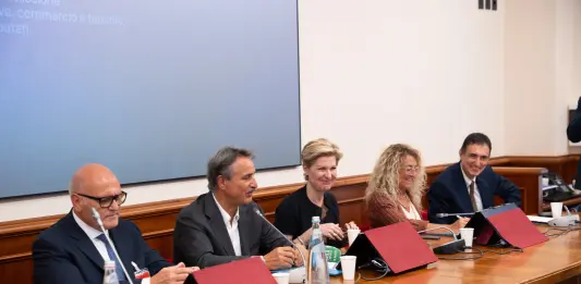 Ricerca Assovetro-Ipsos Doxa, gli italiani vogliono più vetro sugli scaffali