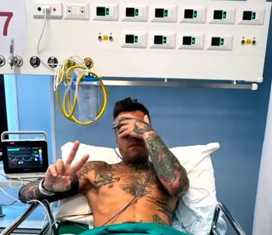 Fedez dimesso dall’ospedale “Mi fermo ma mi sento fortunato”