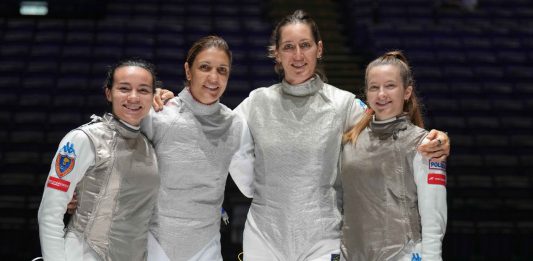 Le azzurre del fioretto in finale ai Mondiali di scherma, ottava medaglia per l’Italia a Hong Kong