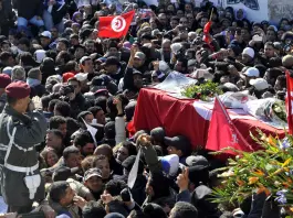 Tunisia, nuove condanne per l’omicidio dell’oppositore politico Chokri Belaid
