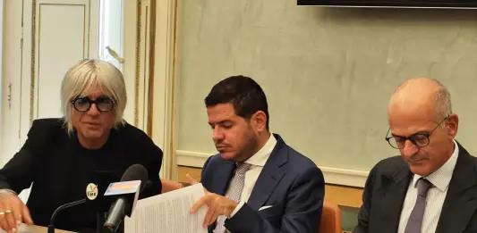Appello di Galvagno alle opposizioni per l’abolizione del voto segreto all’Ars / Video
