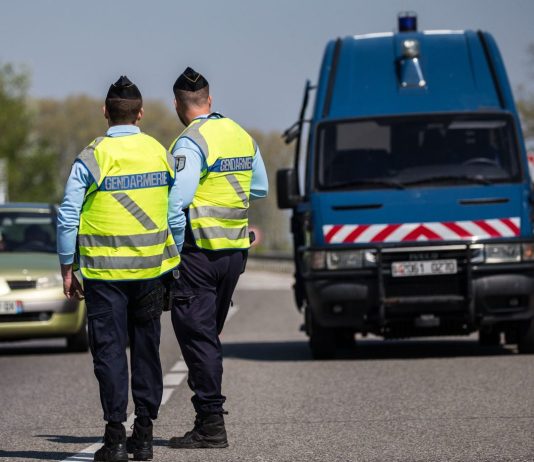 Rinvenute ossa nell’abitazione di una coppia in Provenza, ipotesi appartengano a 5 neonati