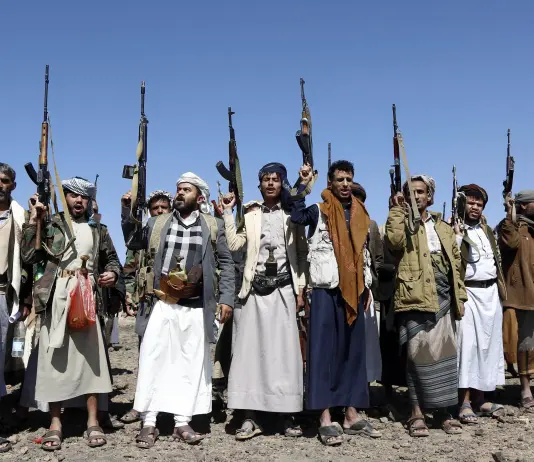 Yemen, milizie Houthi trattengono aereo del Comitato Internazionale della Croce Rossa all’aeroporto di Sana’a