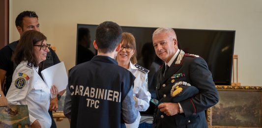 I Carabinieri per la Tutela del Patrimonio Culturale recuperano 10 dipinti rubati a Bassano del Grappa, tornano in Italia dalla Romania