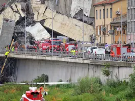 Ponte Morandi, la lettera di scuse di Autostrade: “Rompiamo il silenzio, ferite indelebili”