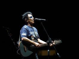 Gli 80 anni di Edoardo Bennato, il ribelle del rock che sfidò tutti